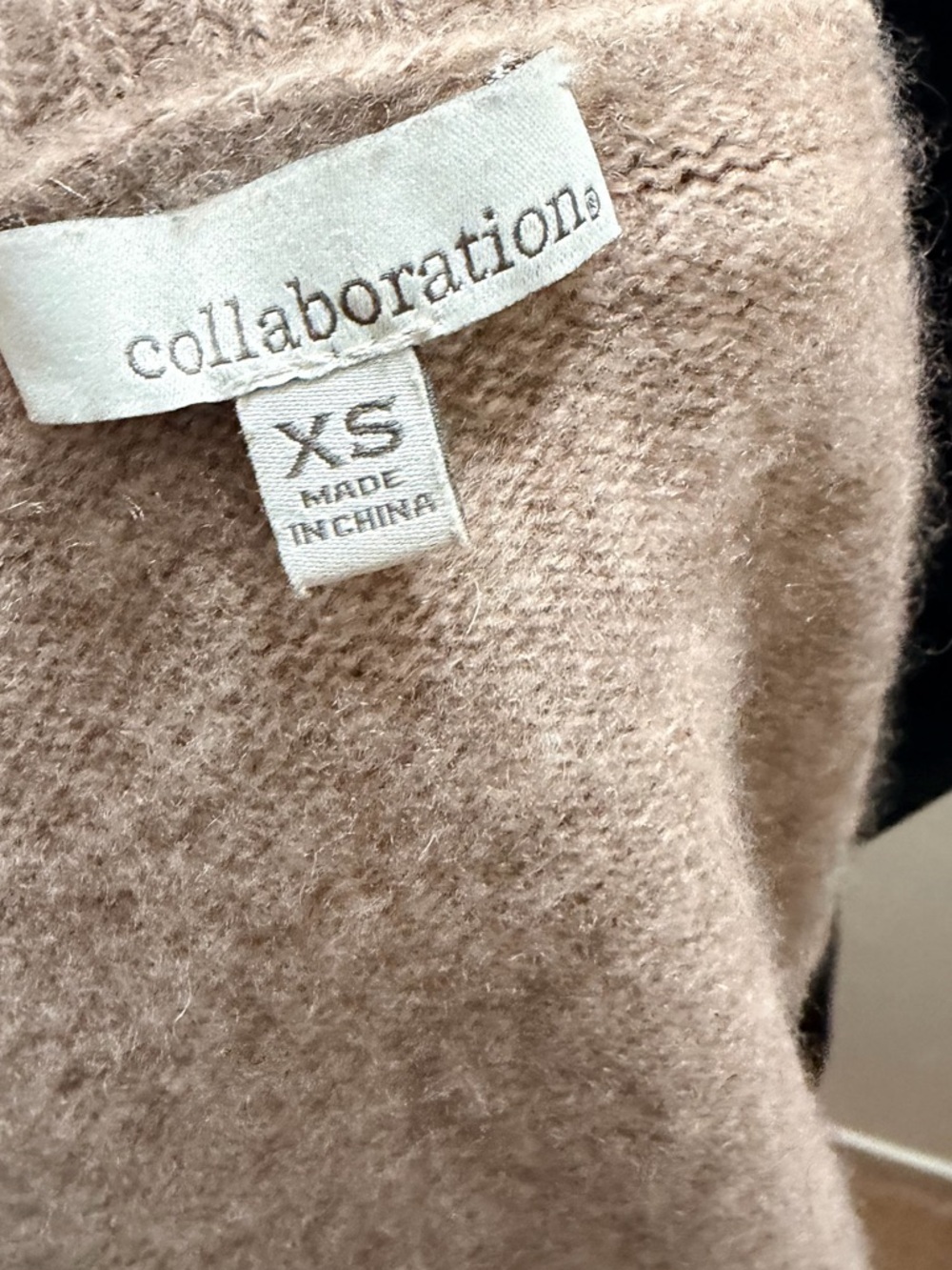 COLLABORATION JULES CASHMERE SWEATER - XS tan sweater - Picture 6 of 7